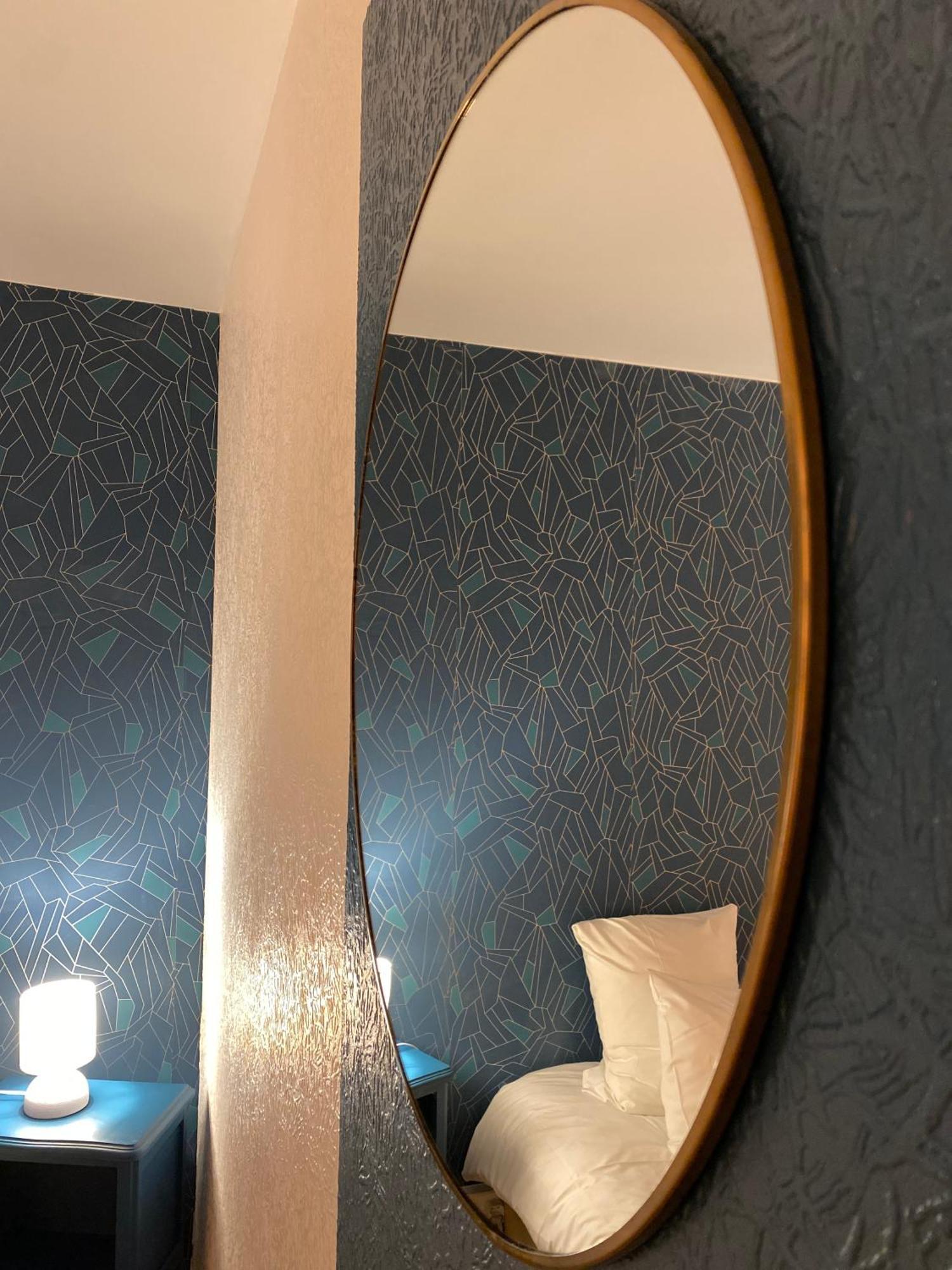 Logis Hotel Medieval, Montelimar Nord Rochemaure Dış mekan fotoğraf