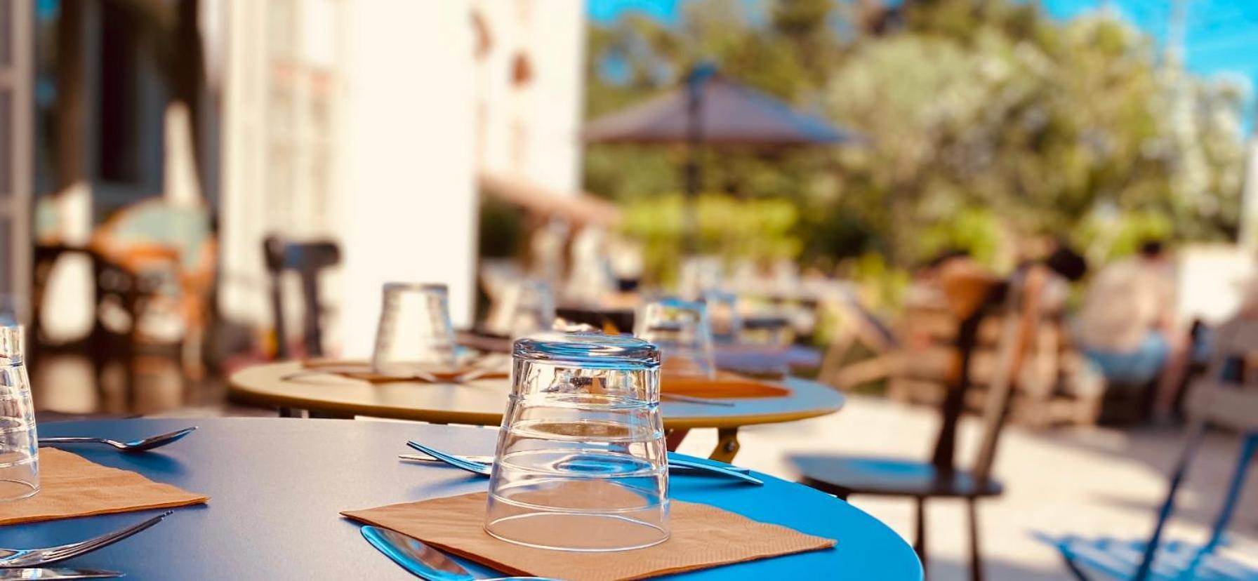 Logis Hotel Medieval, Montelimar Nord Rochemaure Dış mekan fotoğraf